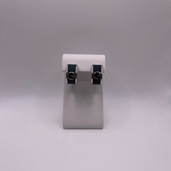 GUESS Silver-Tone Small Denim Logo Hoop Earrings - Picture 7 of 12